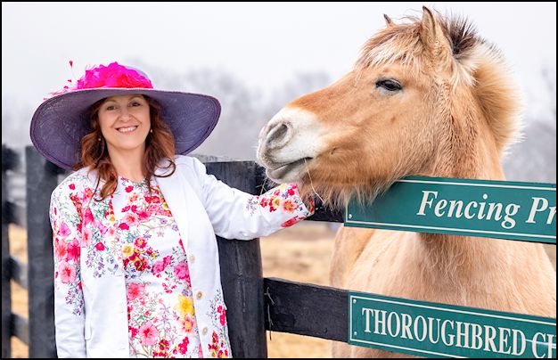 Polly_Horse_crop_b