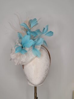 Sherry Dreamy White Percher