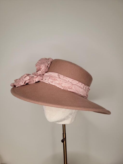 Lady Sinderby - Image 2