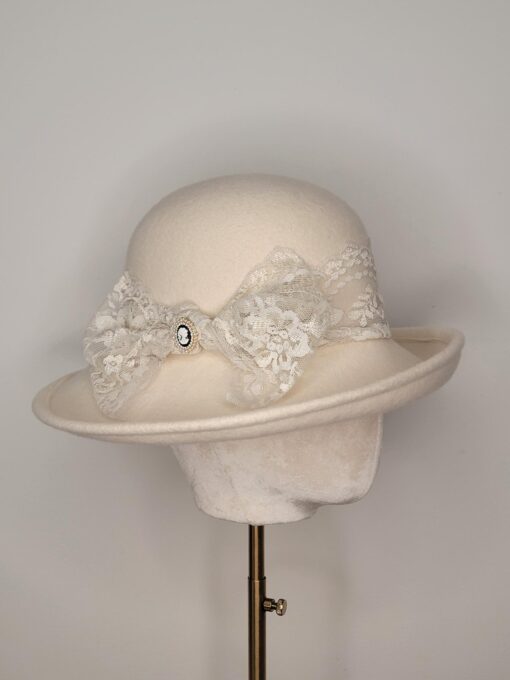 Lady Edith White Lace Winter Cloche Hat with Black pearl cameo