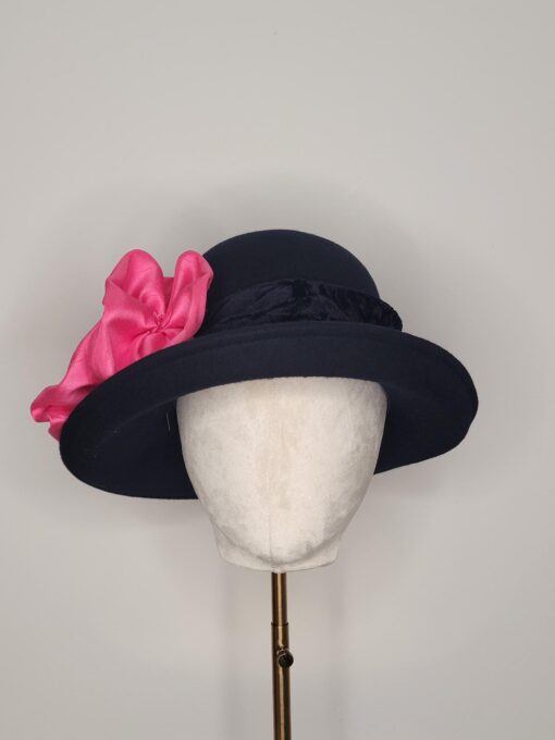 Elsie's Navy Profile Wool Cloche