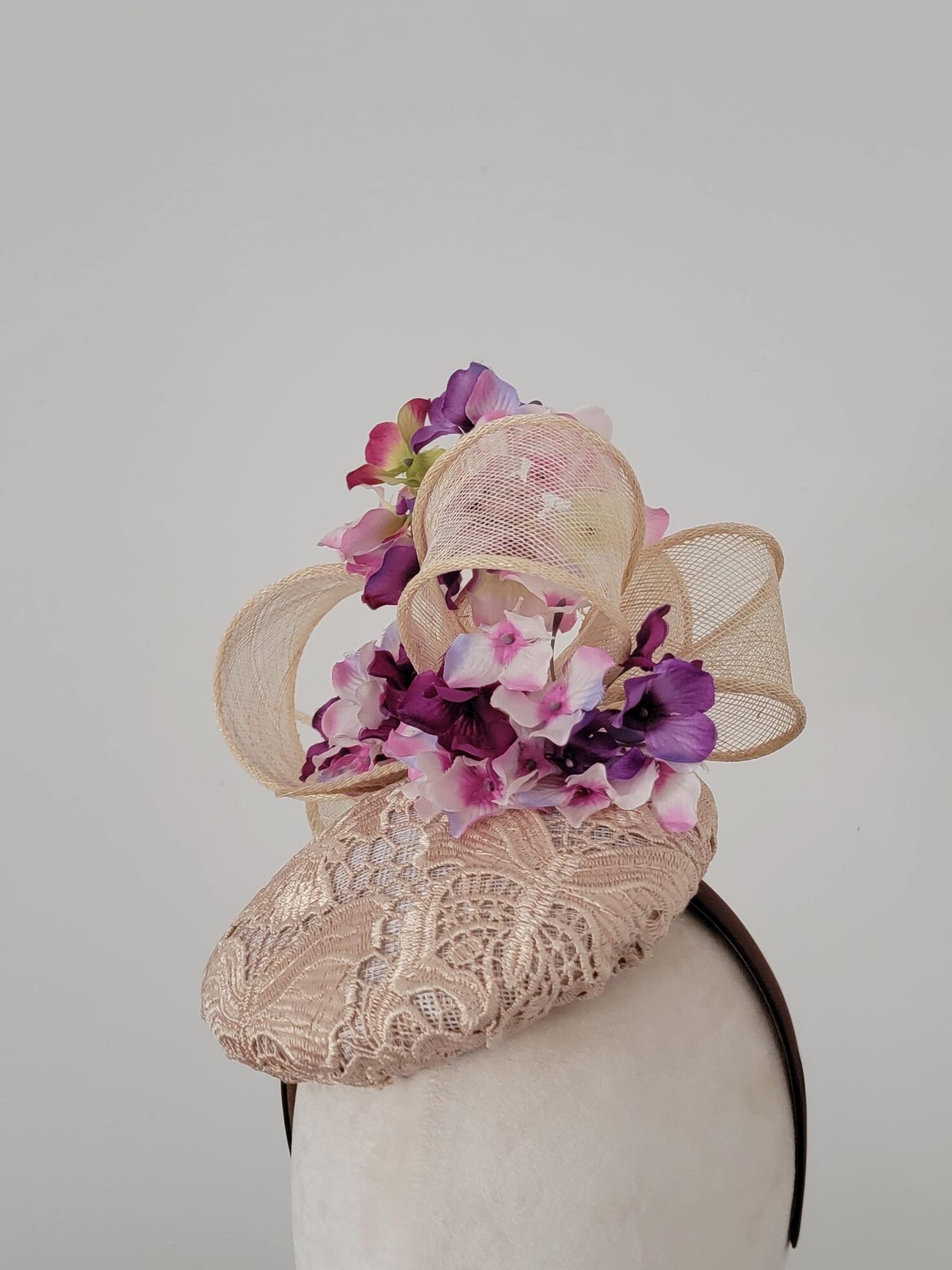 Gemma Gaipure Lace Percher
