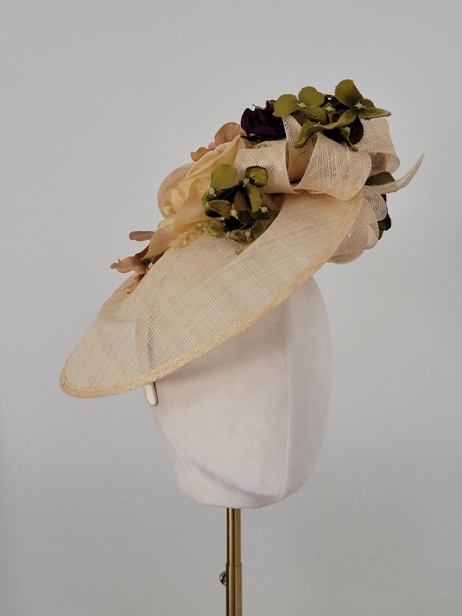 Yvette Fall Breeder's Cup Saucer